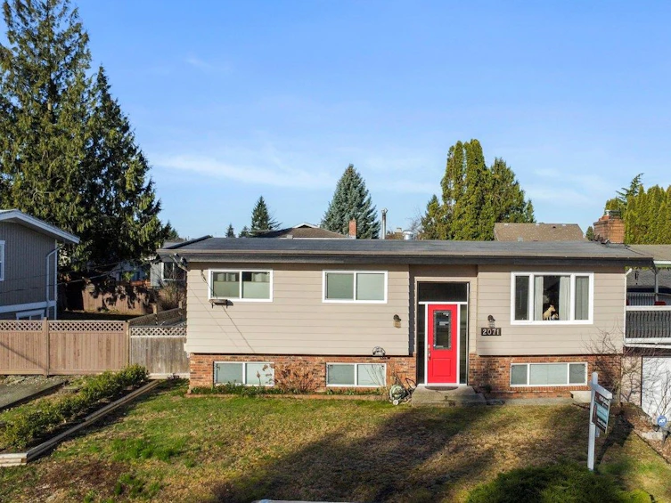 2071 Gladwin Road, Abbotsford, BC, V2S 2Y5