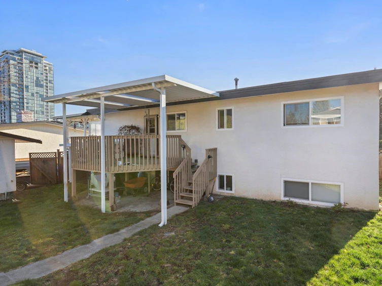 2071 Gladwin Road, Abbotsford, BC, V2S 2Y5 - 33