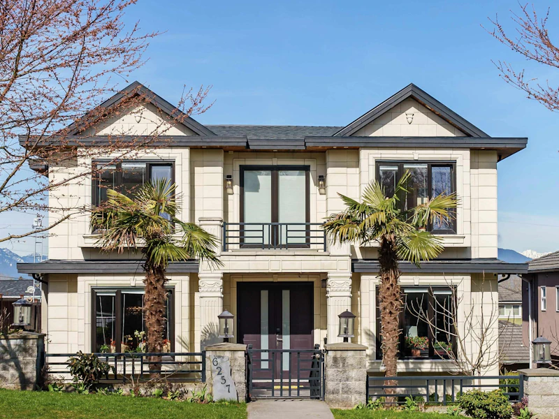 6257 Dickens Street, Burnaby BC V5H 1W6