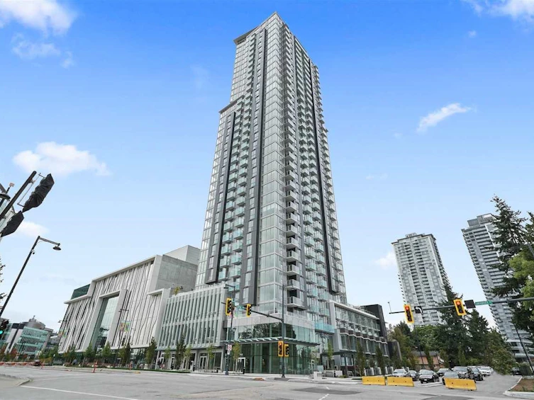 801-13438 Central Avenue, Surrey, BC, V3T 0N2