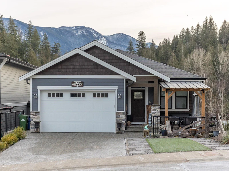 45408 Ariel Place, Cultus Lake BC