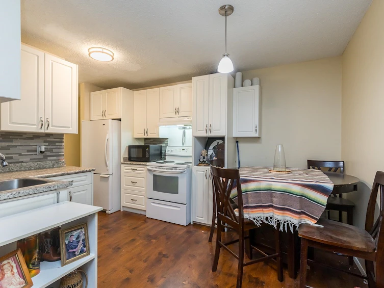 109-9175 Mary Street, Chilliwack, BC, V2P 4H7 - 9