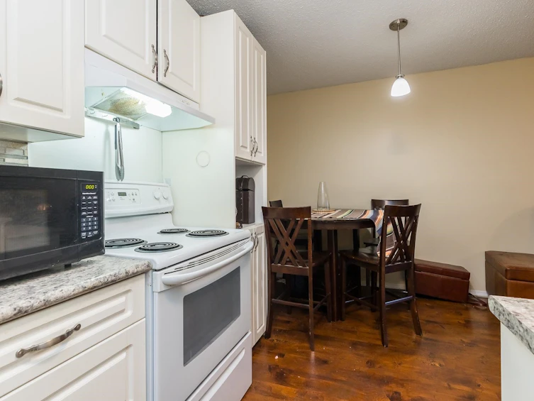 109-9175 Mary Street, Chilliwack, BC, V2P 4H7 - 10