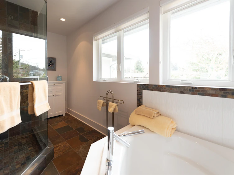 664 Bay Road, Gibsons, BC, V0N 1V8 - 31