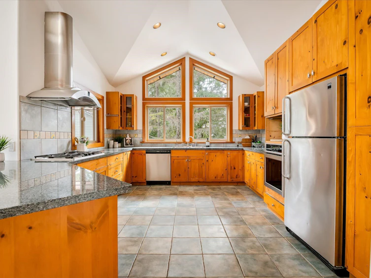 8349 Needles Drive, Whistler, BC, V8E 0G1 - 12