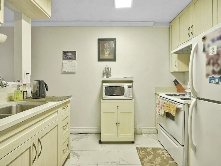 279C-8635 120 Street, Delta, BC, V4C 6R5 - 8