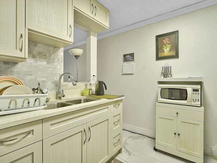 279C-8635 120 Street, Delta, BC, V4C 6R5 - 9
