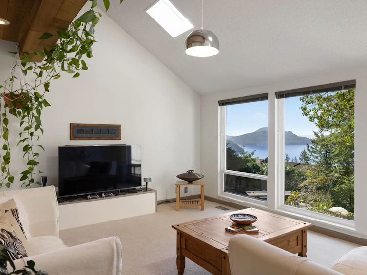 385 Oceanview Road, West Vancouver, BC, V0N 2E0 - 2