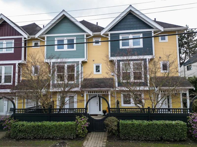 2 - 4729 Garry Street, Delta BC V4K 3Z6