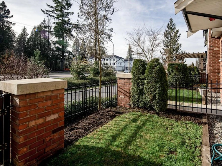 107-16528 24a, Surrey, BC, V3S 0B8 - 2