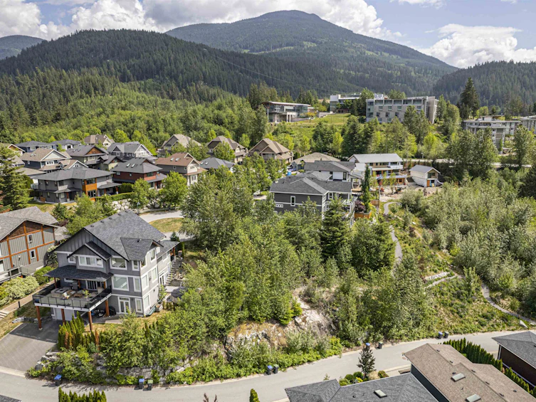 2942 Strangway Place, Squamish, BC, V8B 0P8 - 11