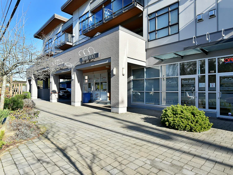307-5682 Wharf Avenue, Sechelt, BC, V7Z 0J3 - 2