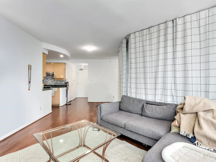 808-1009 Expo Boulevard, Vancouver, BC, V6Z 2V9 - 4