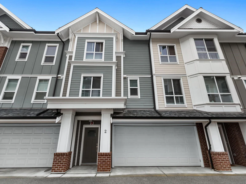2 - 20723 Fraser Highway, Langley BC