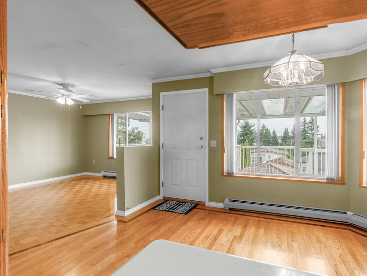 8166 11th Avenue, Burnaby, BC, V3N 2N9 - 21