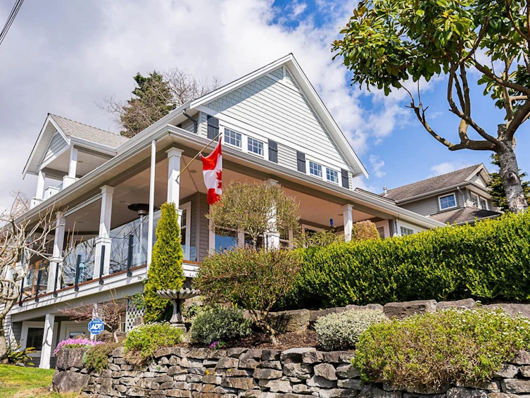 18135 58 Avenue, Surrey, BC, V3S 1M2 - 2