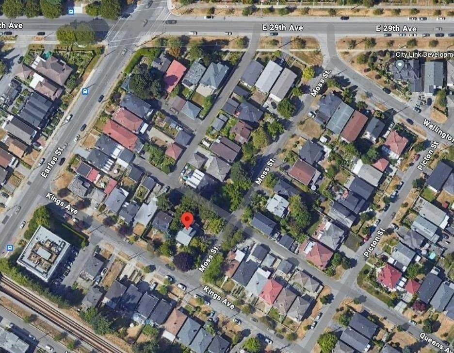 3045 Kings Avenue, Vancouver, BC, V5R 4T1