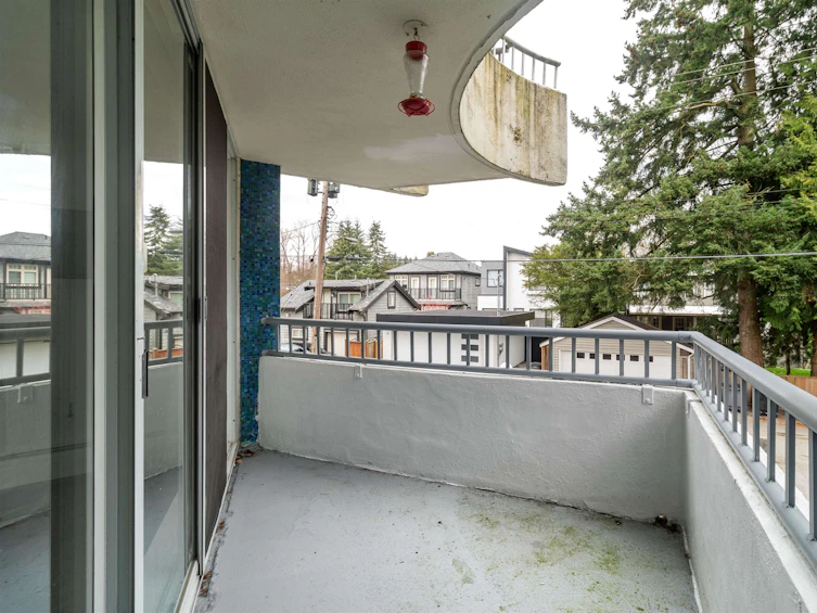 101-4691 West 10th Avenue, Vancouver, BC, V6R 2J3 - 7
