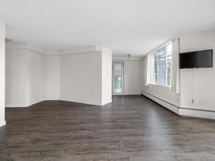 101-4691 West 10th Avenue, Vancouver, BC, V6R 2J3 - 10