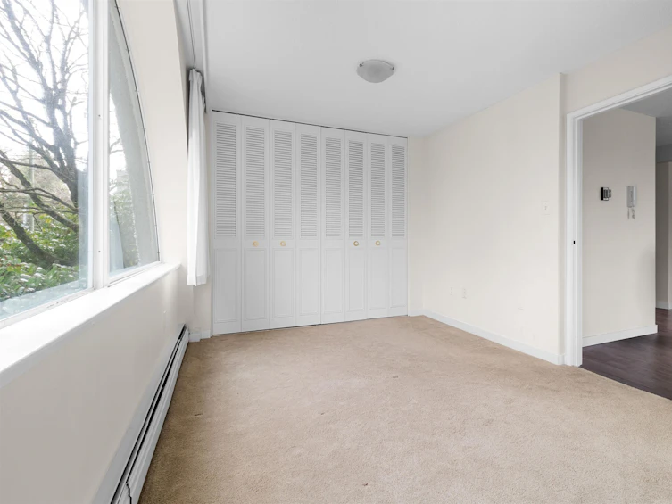 101-4691 West 10th Avenue, Vancouver, BC, V6R 2J3 - 19