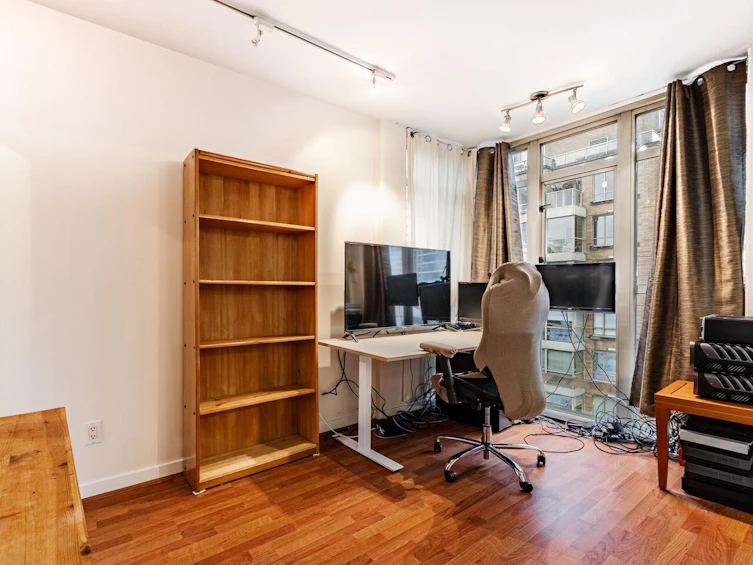 1308-819 Hamilton Street, Vancouver, BC, V6B 6M2 - 12