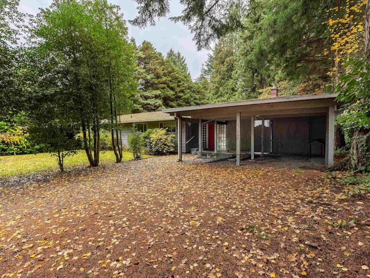 12687 23 Avenue, Surrey, BC, V4A 2C6