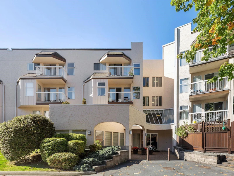 313 - 1860 E Southmere Crescent, Surrey BC V4A 6Y7