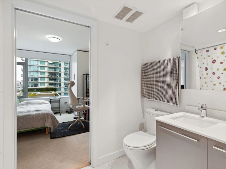806-8031 Nunavut Lane, Vancouver, BC, V5X 0C9 - 12