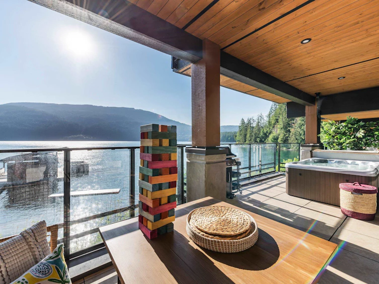 104-3175 Columbia Valley Road, Cultus Lake, BC, V2R 6C2