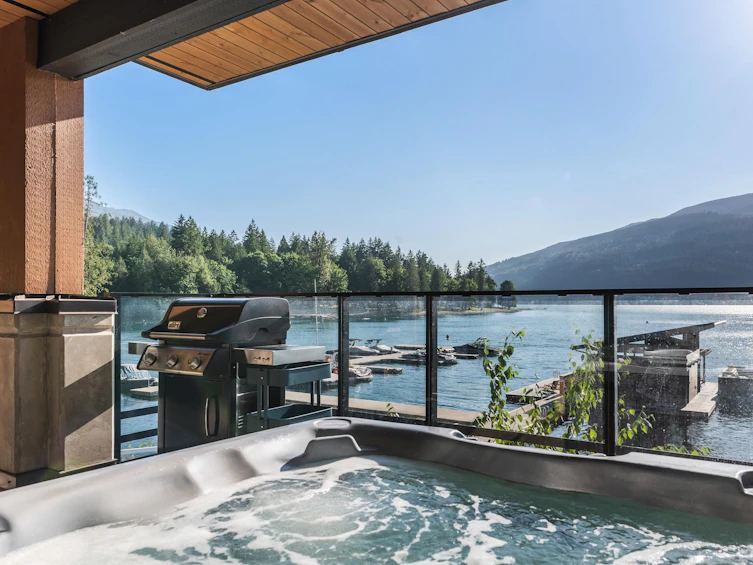 104-3175 Columbia Valley Road, Cultus Lake, BC, V2R 6C2 - 3