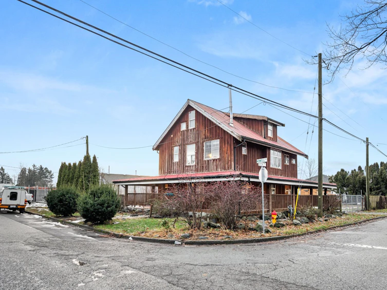 8971 Nowell Street, Chilliwack, BC, V2P 4W9 - 2