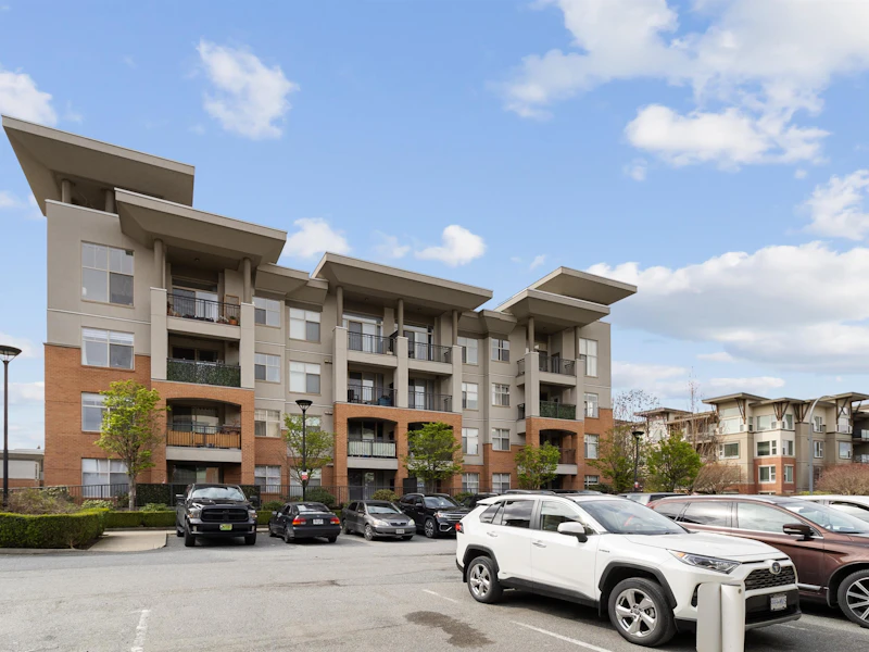 304 - 33546 Holland Avenue, Abbotsford BC V2S 0C1