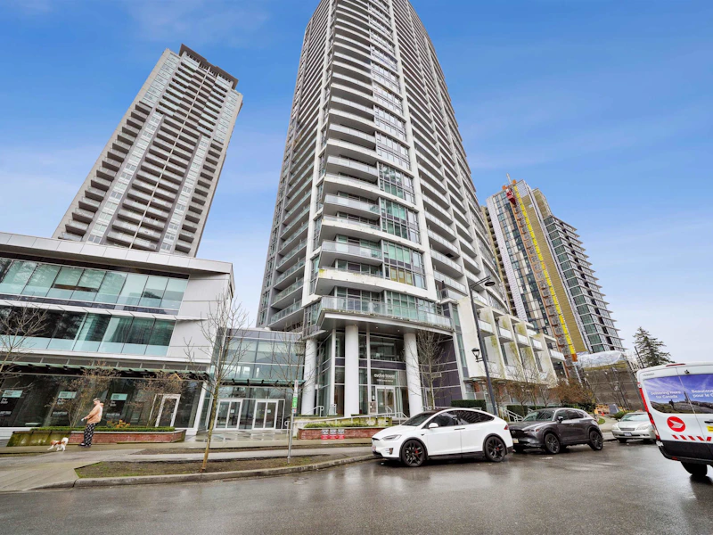 2611 - 13308 Central Avenue, Surrey BC