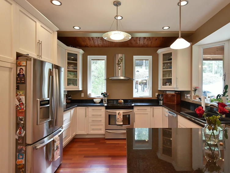 5062 Parkview Road, Pender Harbour Egmont, BC, V0N 2H1 - 11