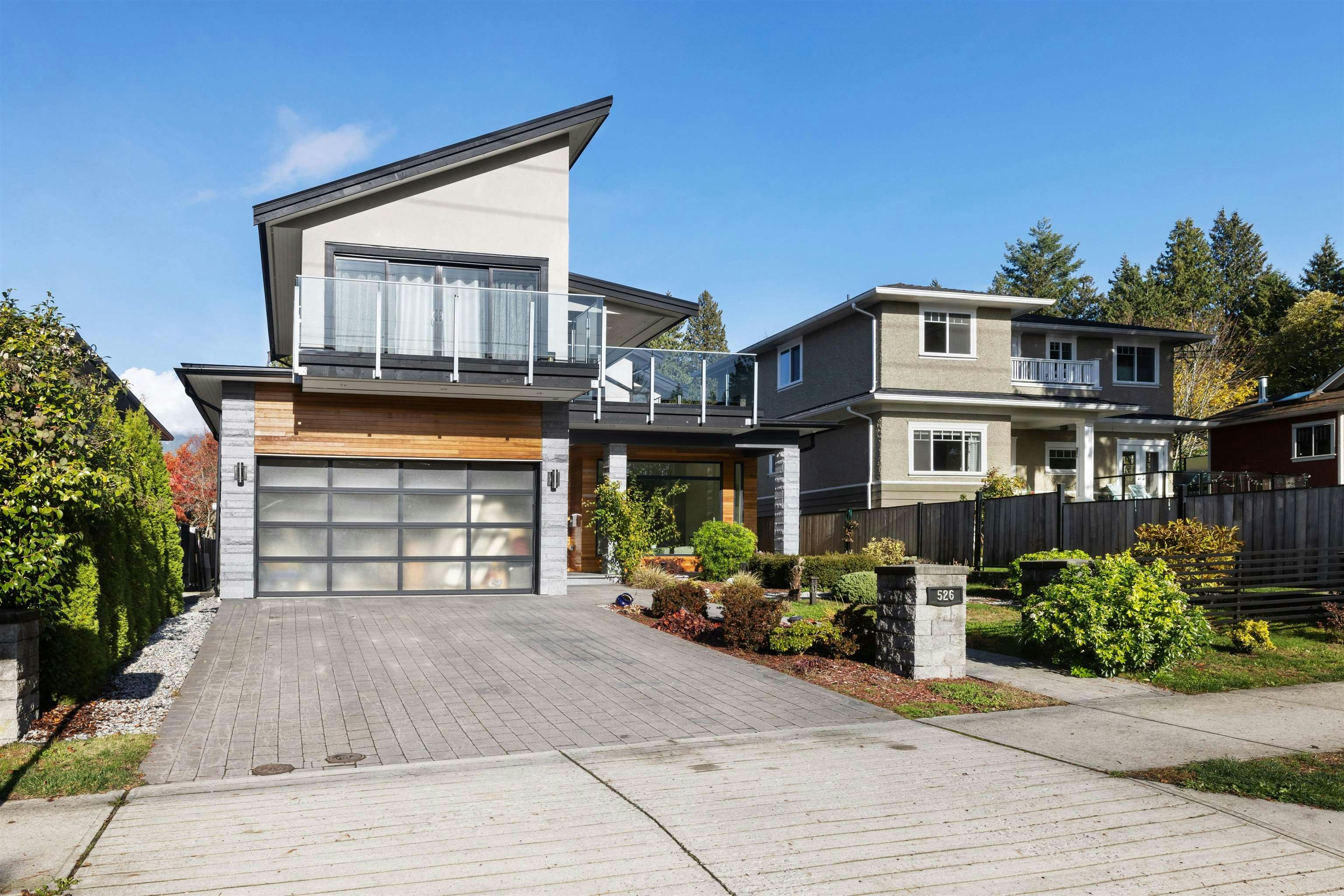 526 W 21st Street, North Vancouver, BC, V7M 1Z7