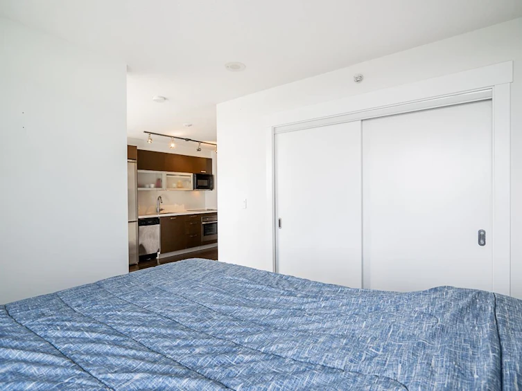 2101-10777 University Drive, Surrey, BC, V3T 0E6 - 13