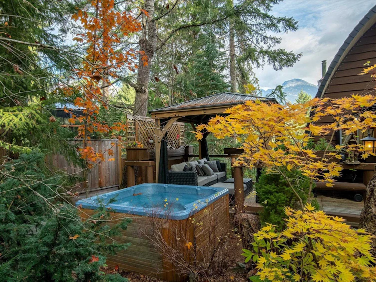 9480 Emerald Drive, Whistler, BC, V8E 0G5 - 15