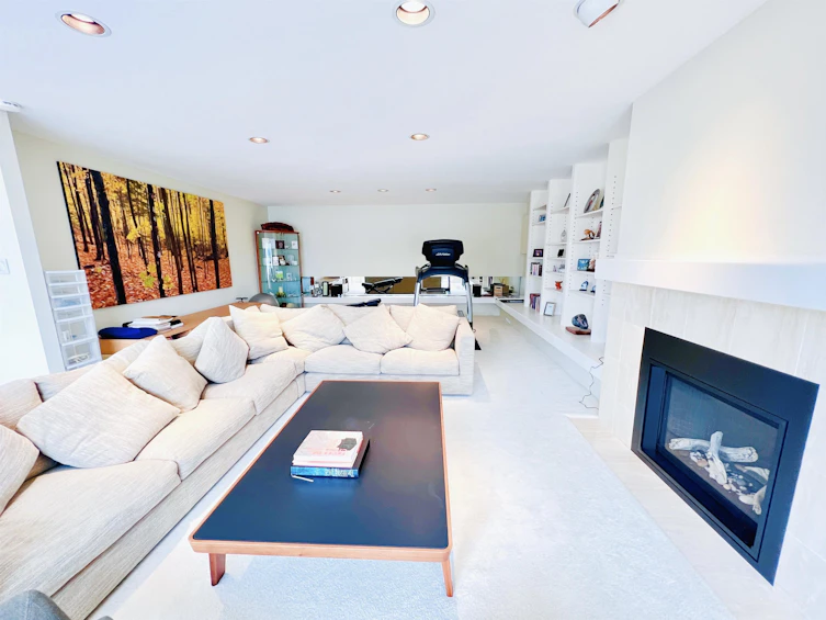 6177 Nelson Avenue, West Vancouver, BC, V7W 2A1 - 2