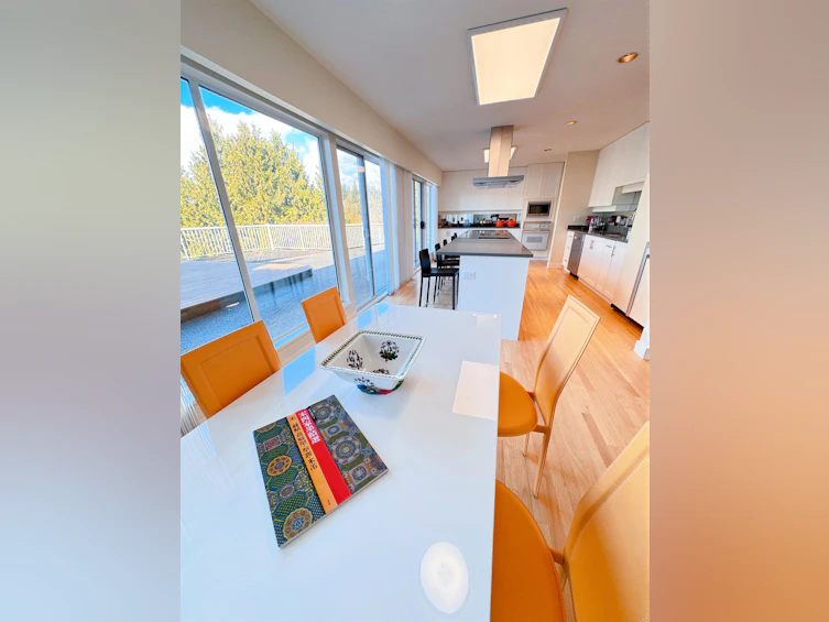6177 Nelson Avenue, West Vancouver, BC, V7W 2A1 - 8