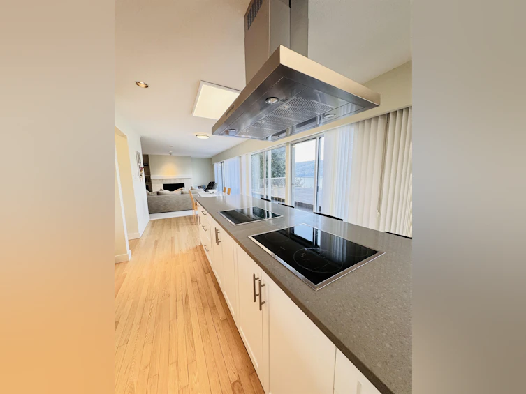 6177 Nelson Avenue, West Vancouver, BC, V7W 2A1 - 9