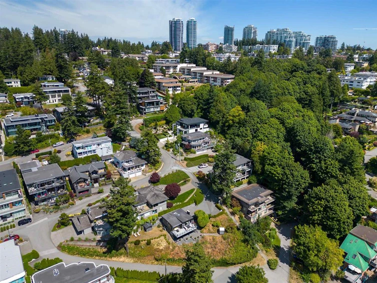 1259 Everall Street, Surrey, BC, V4B 3S4 - 36