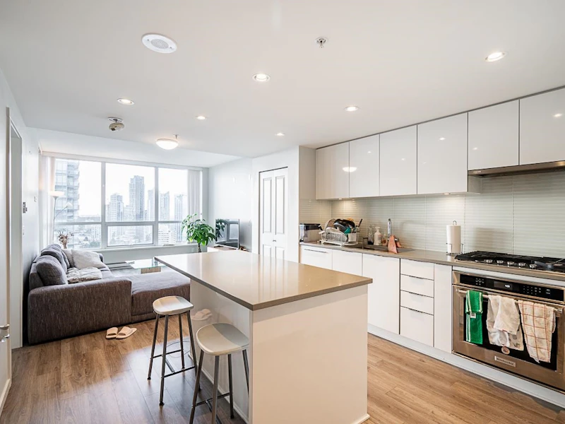 2702 - 6638 Dunblane Avenue, Burnaby BC