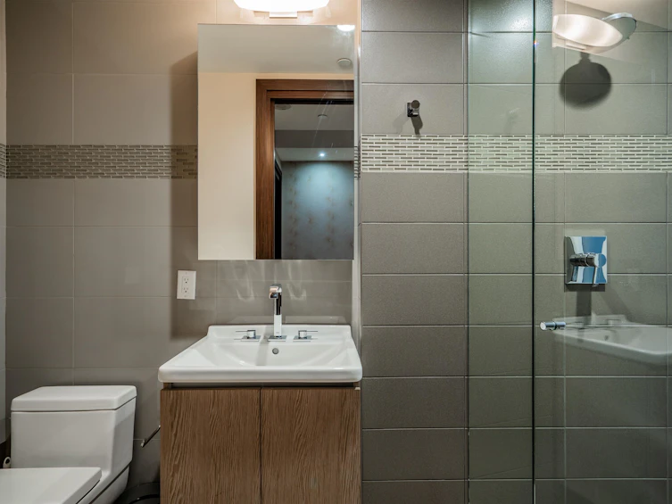 2501-1775 Quebec Street, Vancouver, BC, V5T 0E3 - 35