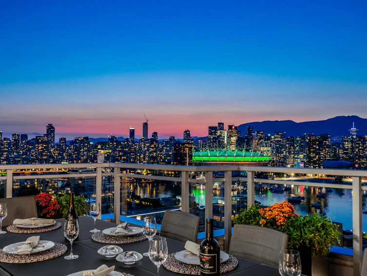 2501-1775 Quebec Street, Vancouver, BC, V5T 0E3 - 5