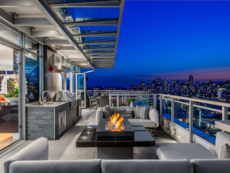 2501-1775 Quebec Street, Vancouver, BC, V5T 0E3 - 9