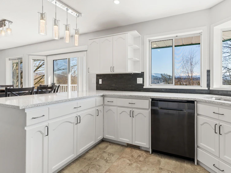 33196 Old Riverside Road, Abbotsford, BC, V2S 7B3 - 20