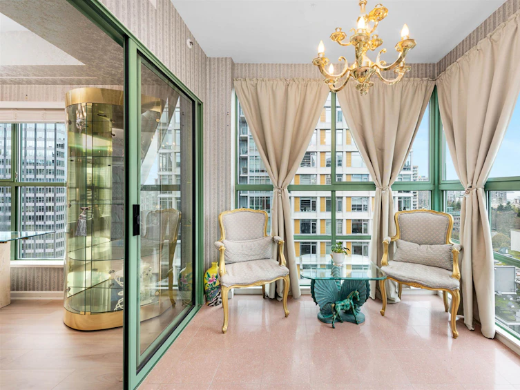 1804-909 Burrard Street, Vancouver, BC, V6Z 2N2 - 5
