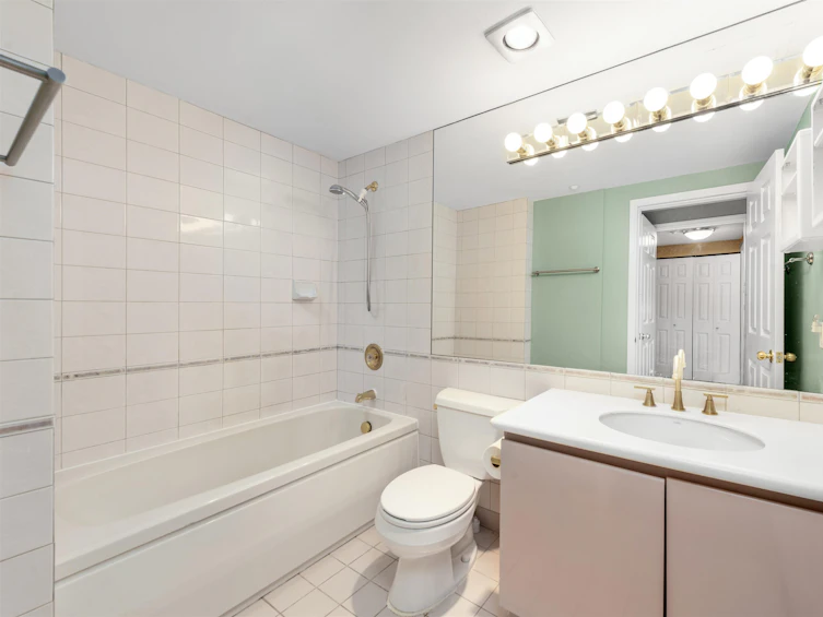 1804-909 Burrard Street, Vancouver, BC, V6Z 2N2 - 17