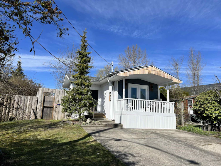 747 Cascade Crescent, Gibsons, BC, V0N 1V9 - 4