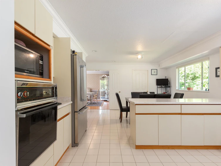 2362 Westhill Drive, West Vancouver, BC, V7S 2Z5 - 9